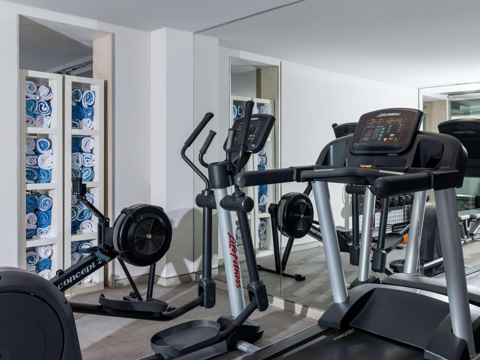 The Olsen Melbourne Art Series Exterior foto A gym